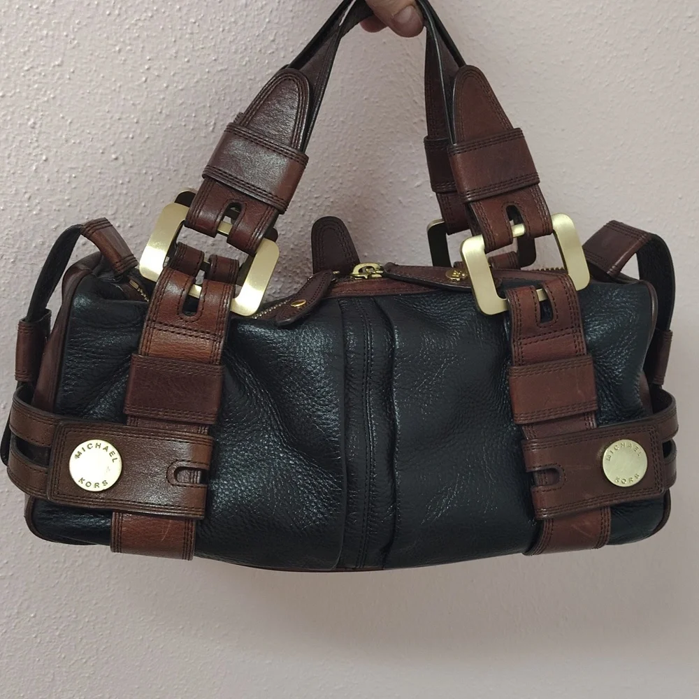 Michael Kors Vintage Purse - Picture 1 of 10